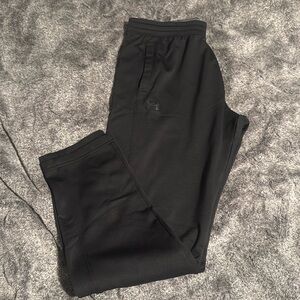 Under Armour black joggers Large 1360701